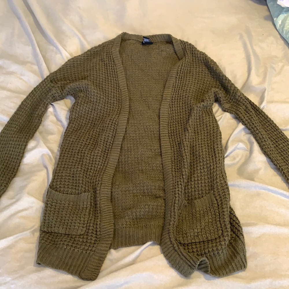 Women’s cardigan